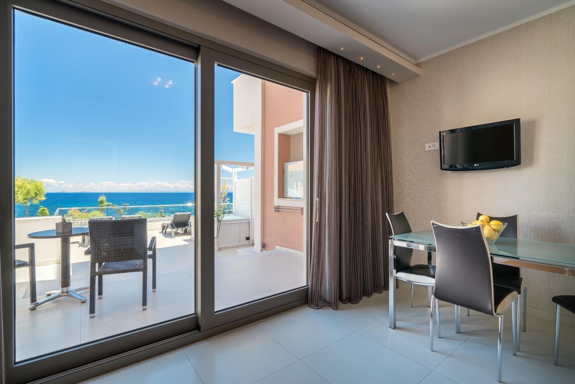 Kymothoe Elite Suites Tsilivi  Bagian luar foto