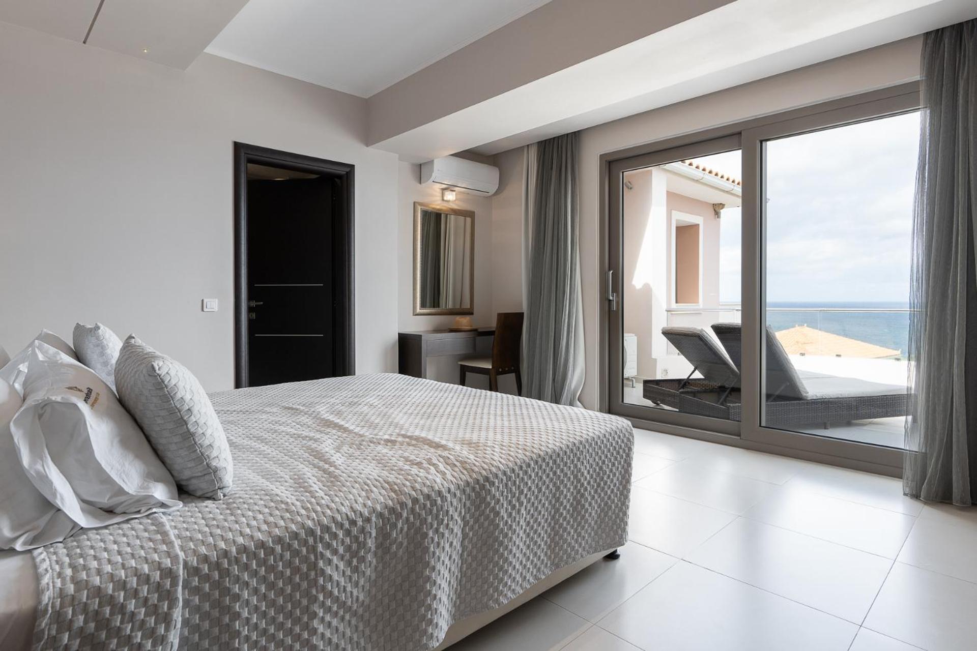 Kymothoe Elite Suites Tsilivi  Bagian luar foto
